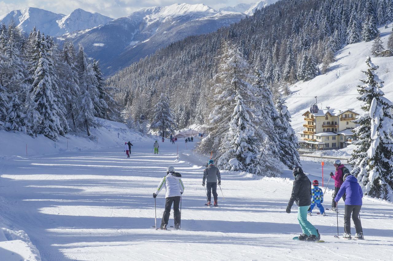 Hotel Bezzi Passo del Tonale Exterior photo